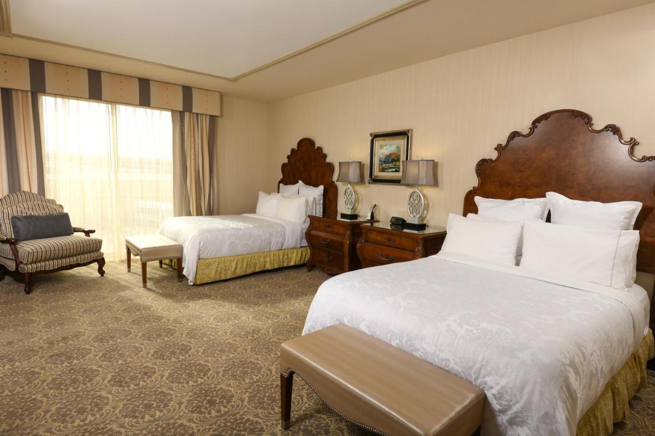 Woolley'S Classic Suites Denver Airport Aurora Bagian luar foto