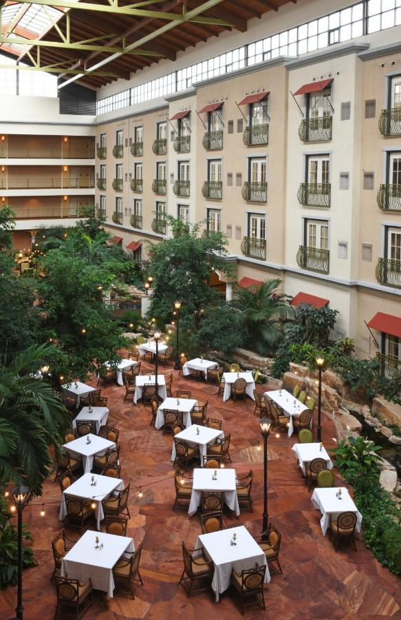 Woolley'S Classic Suites Denver Airport Aurora Bagian luar foto